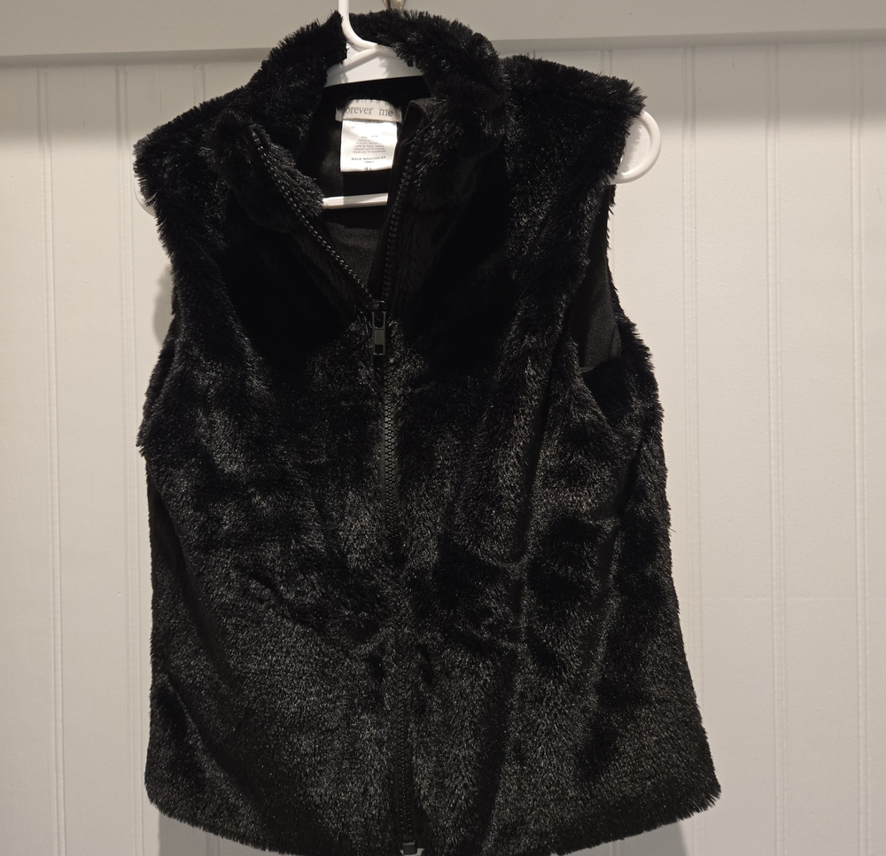 Forever 21 Girls Black Faux Fur Vest Size 4T